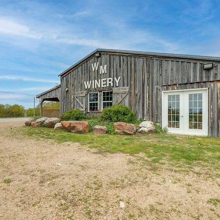 Spacious Owensville Getaway With Winery On-Site! Luaran gambar