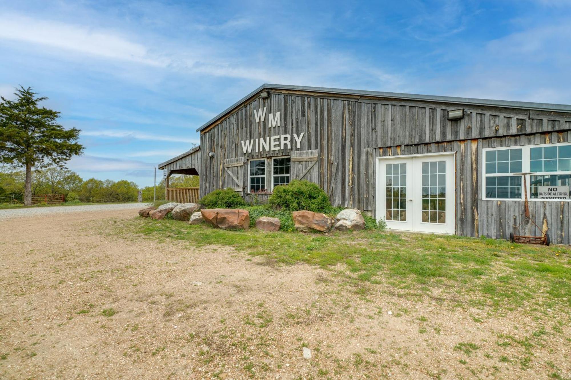 Spacious Owensville Getaway With Winery On-Site! Luaran gambar